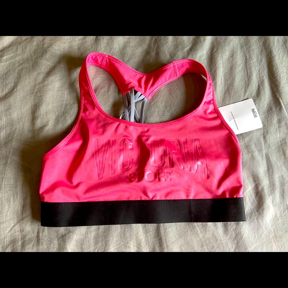 Victoria Secret sport bra MEDIUM NEW W/ TAGS